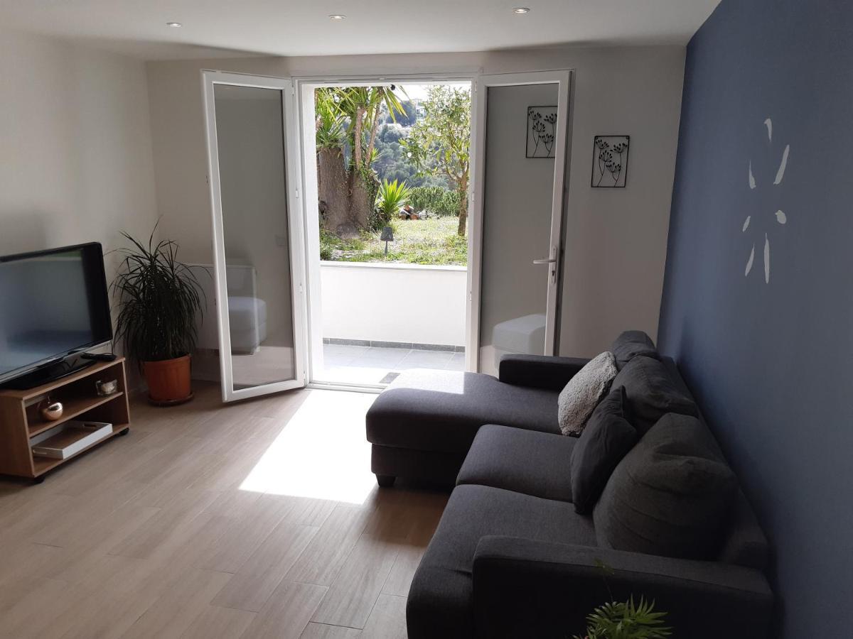 Appartement 3 Pieces Dans Villa Individuelle Falicon Dış mekan fotoğraf