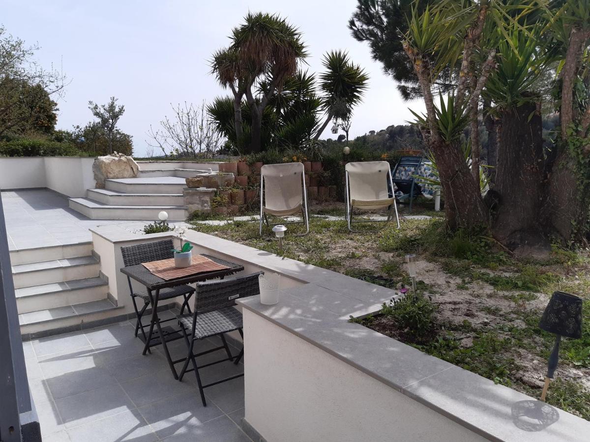 Appartement 3 Pieces Dans Villa Individuelle Falicon Dış mekan fotoğraf