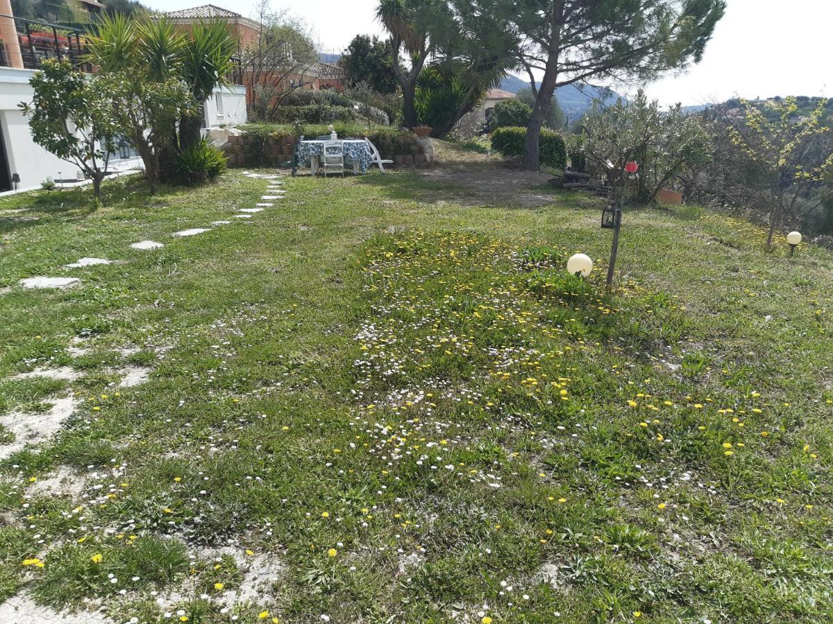Appartement 3 Pieces Dans Villa Individuelle Falicon Dış mekan fotoğraf